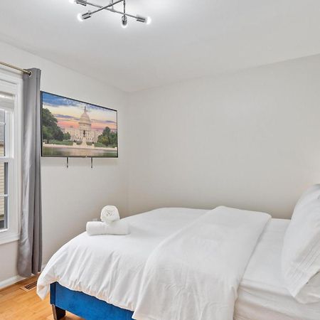 Modern Luxury Dc Free Parking Hotel Arlington Luaran gambar